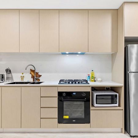 Urban Oasis In Heart Of Homebush 시드니 외부 사진