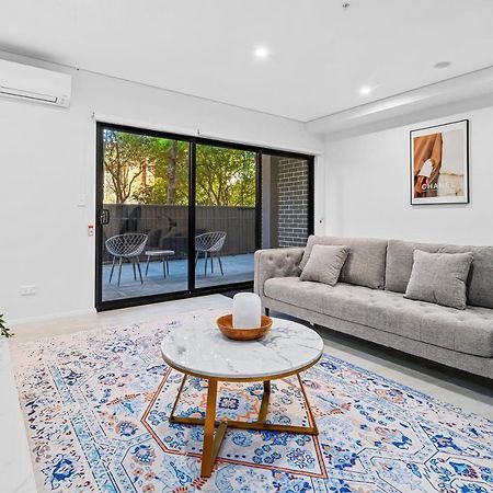 Urban Oasis In Heart Of Homebush 시드니 외부 사진