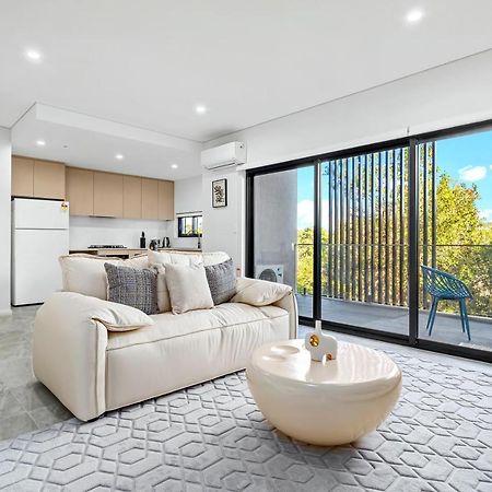 Urban Oasis In Heart Of Homebush 시드니 외부 사진