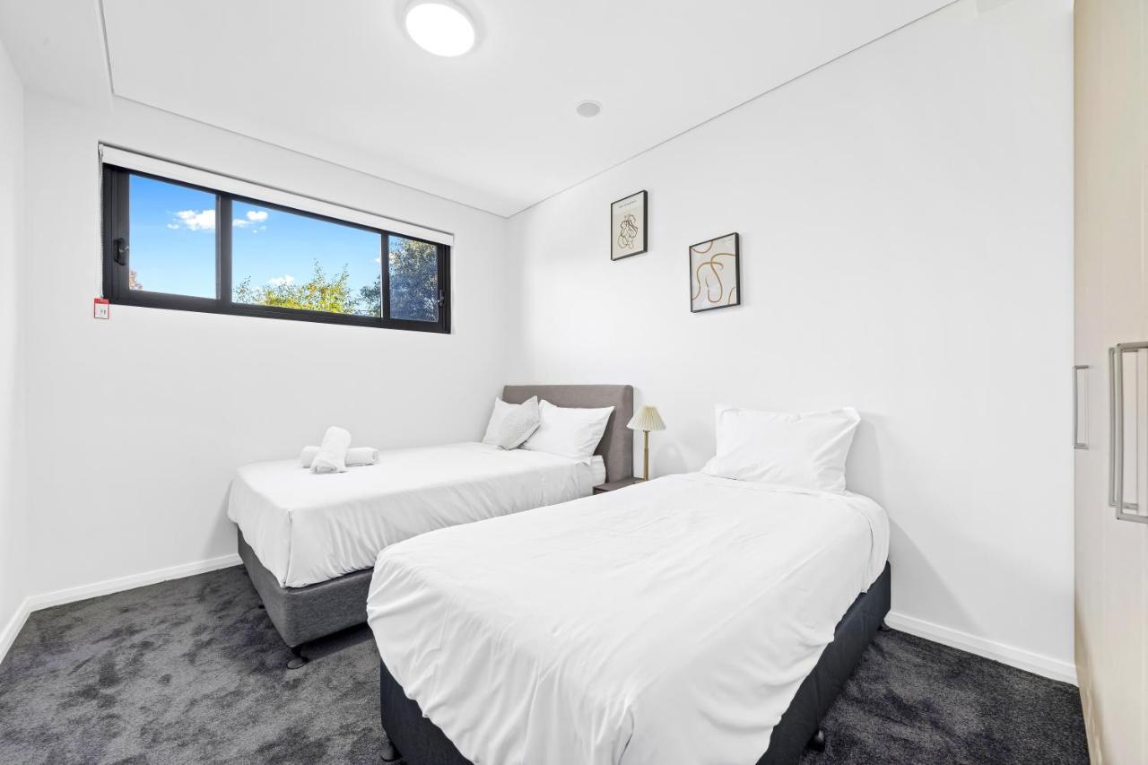 Urban Oasis In Heart Of Homebush 시드니 외부 사진