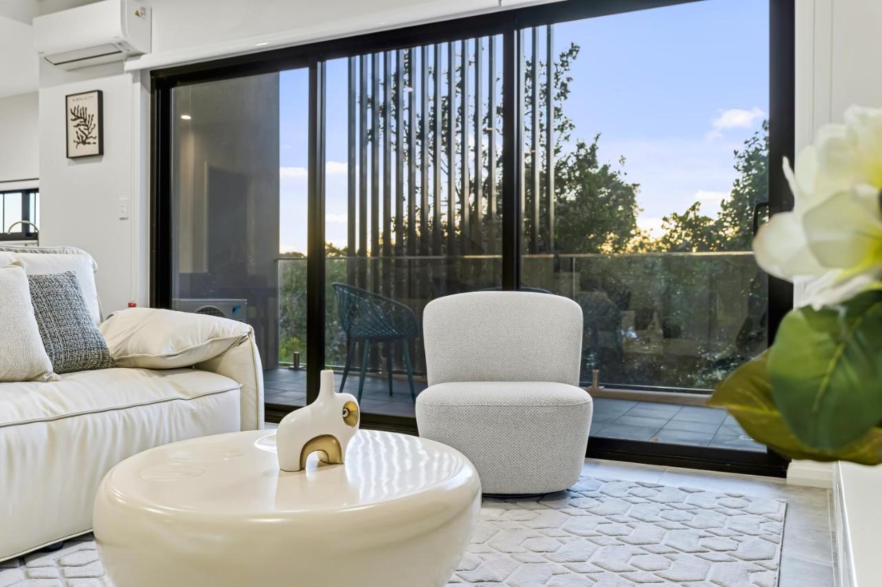 Urban Oasis In Heart Of Homebush 시드니 외부 사진