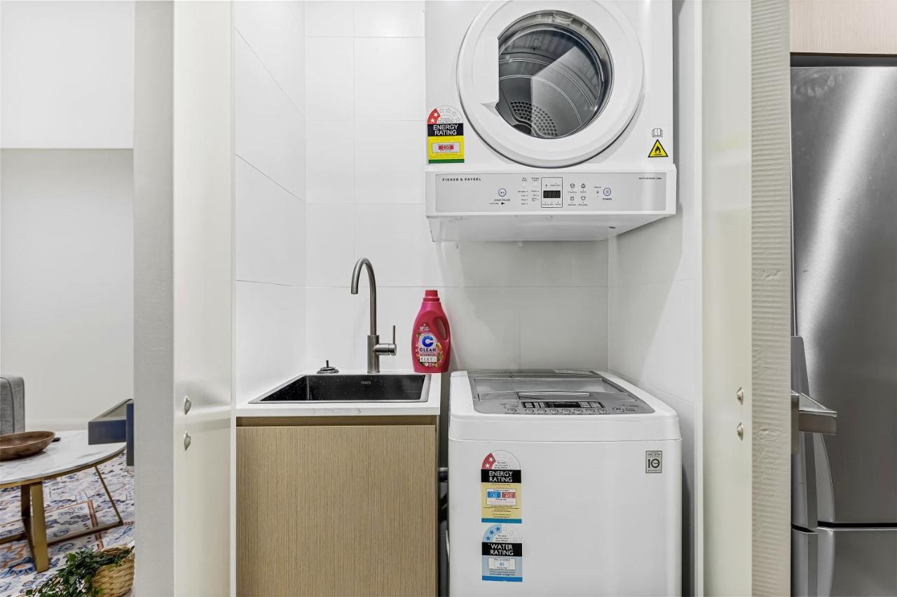 Urban Oasis In Heart Of Homebush 시드니 외부 사진