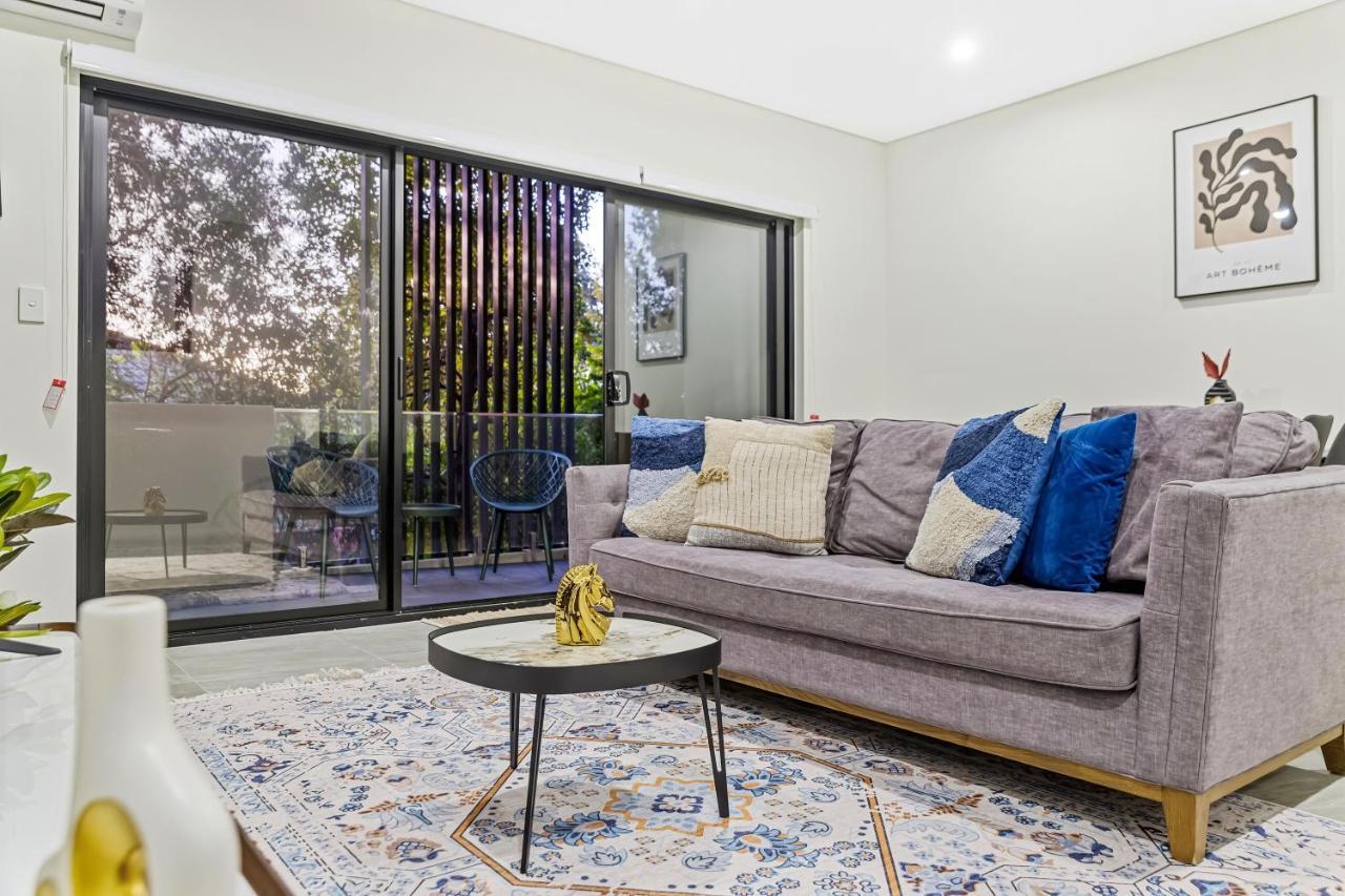 Urban Oasis In Heart Of Homebush 시드니 외부 사진