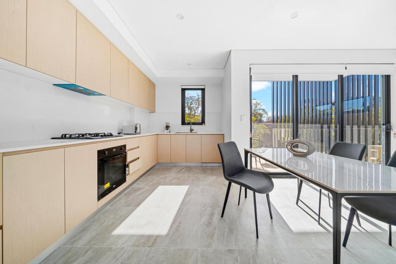 Urban Oasis In Heart Of Homebush 시드니 외부 사진
